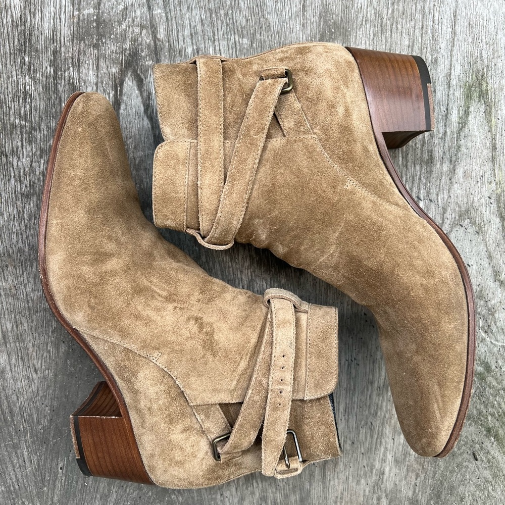 Saint Laurent Paris boots size 38 suede ankle boots , better for a size 7.5